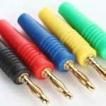 Banana pozlacena 2mm sa gumiranom izolacijom crna